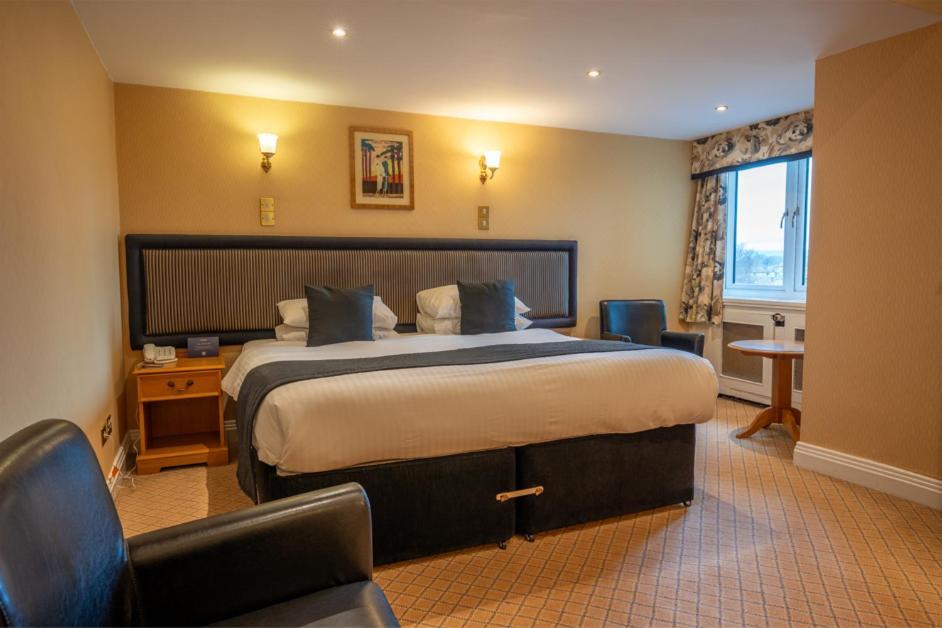 Cairndale Hotel & Spa Дъмфрийс Екстериор снимка